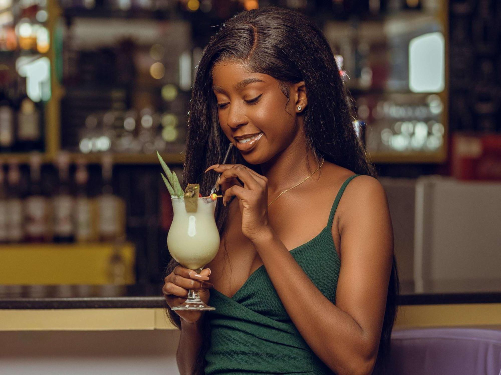 Отель Ibis Styles Accra Airport Экстерьер фото
